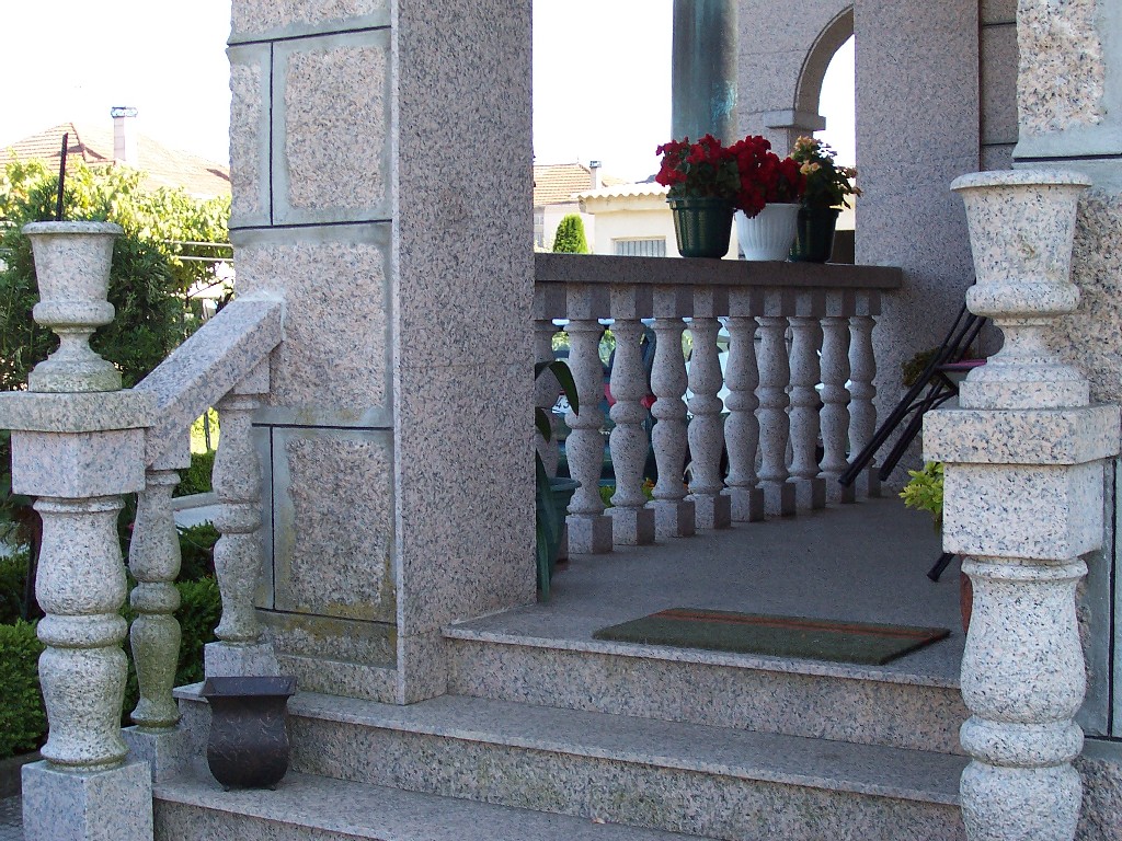 Polished Granite Staircase and Balustrade with Finials