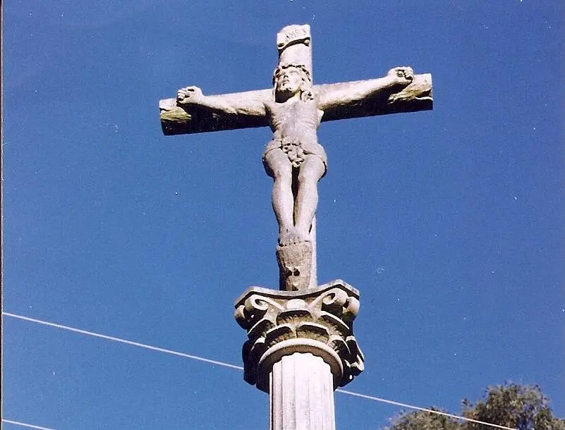 Detalle de Cruceiro. Santuario dos Milagres Ourense