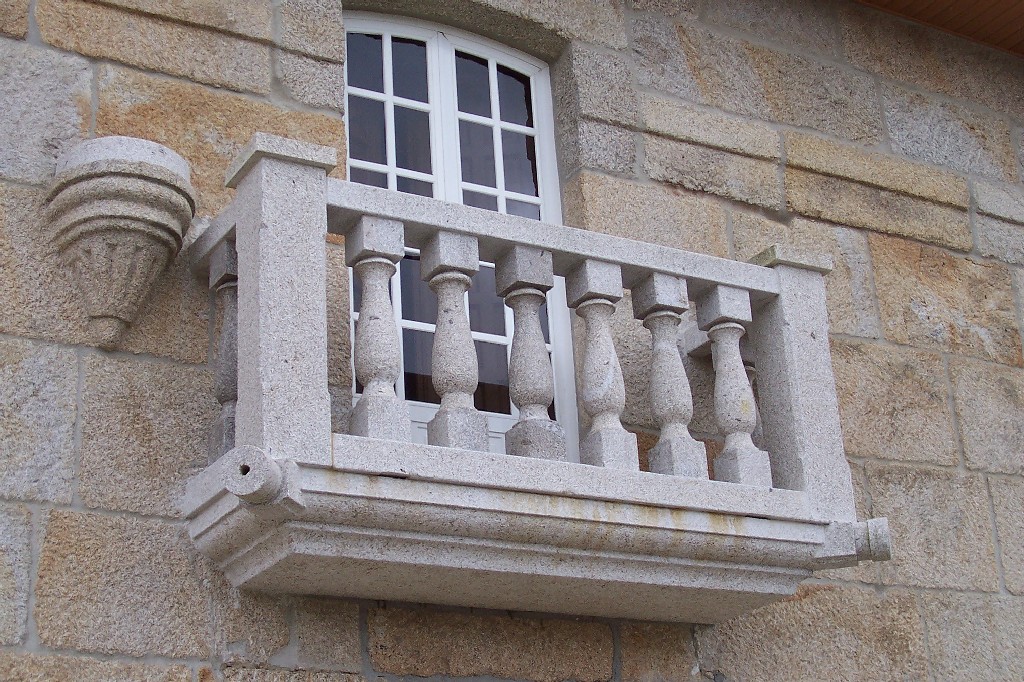 Classic Balcony with Turned Balusters and Corbel