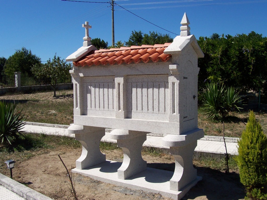 Hórreo pequeño de 2 Cuerpos